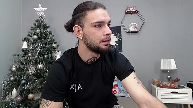 KaneHunter online show from December 22, 2025, 7:55 pm