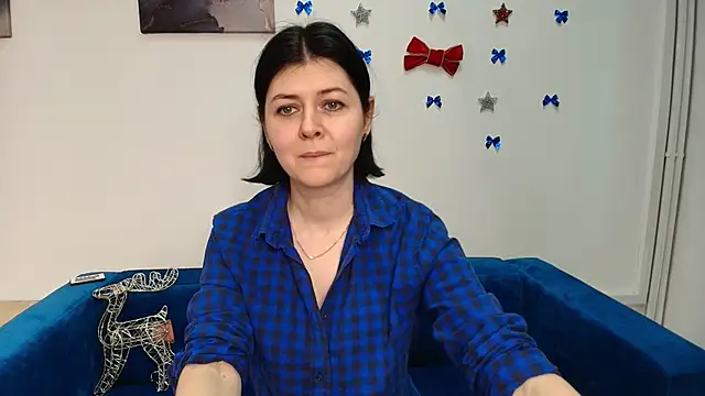 MelisaGollden online show from January 13, 2026, 1:49 pm