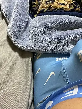 takashiT0903 online show from December 16, 2025, 9:36 am