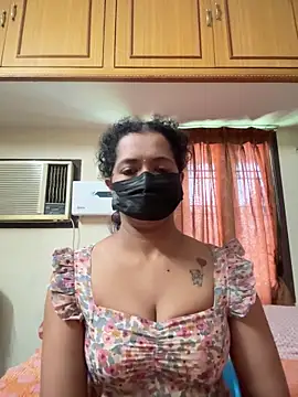 Snapshot of TeddyLover5 chatting on February 3, 2026, 8:52 am TeddyLover5 online show from February 3, 2026, 8:52 am