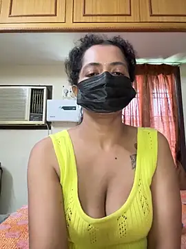 Snapshot of TeddyLover5 chatting on February 4, 2026, 8:53 am TeddyLover5 online show from February 4, 2026, 8:53 am