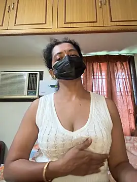 Snapshot of TeddyLover5 chatting on February 25, 2026, 6:23 am TeddyLover5 online show from February 25, 2026, 6:23 am