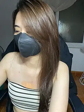 Lunamoon68 online show from April 12, 2026, 5:51 pm