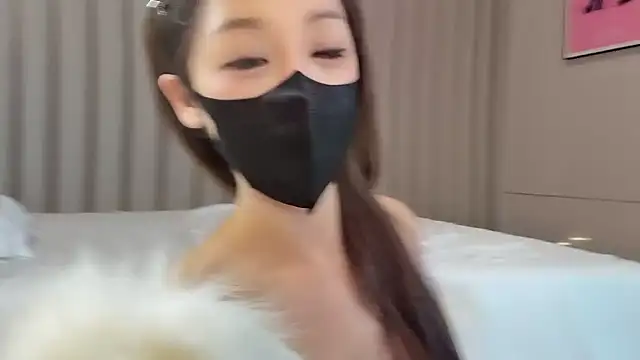 wanou33669 online show from December 18, 2025, 7:36 am