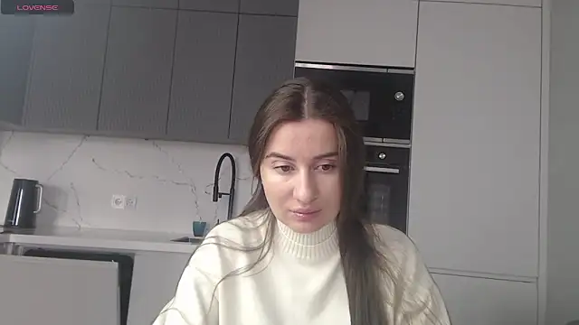 Snapshot of Miss_KissKiss7 chatting on February 6, 2026, 6:07 am Miss KissKiss7 online show from February 6, 2026, 6:07 am