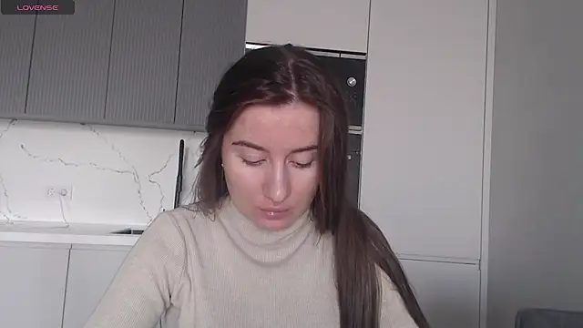 Snapshot of Miss_KissKiss7 chatting on February 21, 2026, 6:14 am Miss KissKiss7 online show from February 21, 2026, 6:14 am