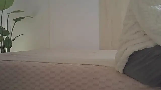 kyono-iyashi online show from February 4, 2026, 2:45 pm