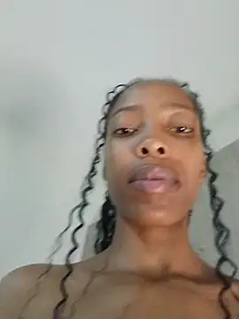 MsParisSmith online show from February 26, 2026, 8:19 pm