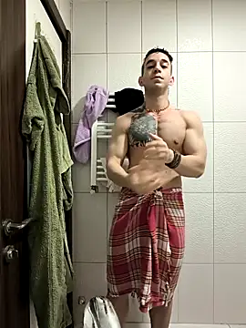 hazarcannn online show from April 9, 2026, 4:34 am