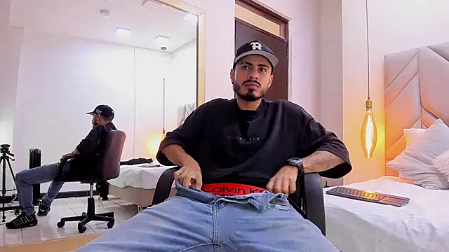 MatthewCullen online show from February 25, 2026, 6:39 pm