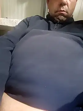 Snapshot of Tappo1 chatting on April 14, 2026, 9:10 pm Tappo1 online show from April 14, 2026, 9:10 pm