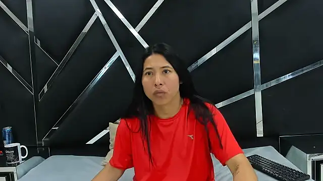 Alyssa Noah online show from January 11, 2026, 3:33 am