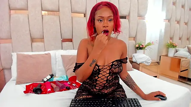 katty withe online show from December 1, 2025, 9:53 pm