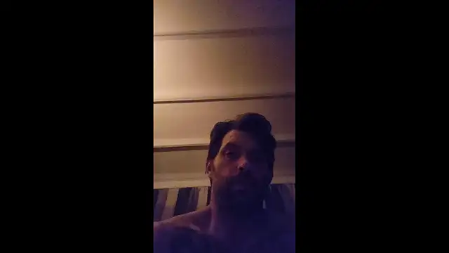 Snapshot of Denisxsxs chatting on January 5, 2026, 11:08 pm Denisxsxs online show from January 5, 2026, 11:08 pm