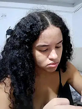 Snapshot of Shelsyhottt chatting on December 2, 2025, 11:23 pm Shelsyhottt online show from December 2, 2025, 11:23 pm