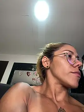 sexymusclegoddess online show from May 16, 2026, 2:19 am