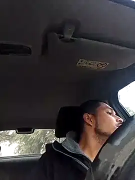 cristian112090 online show from November 28, 2025, 1:25 pm