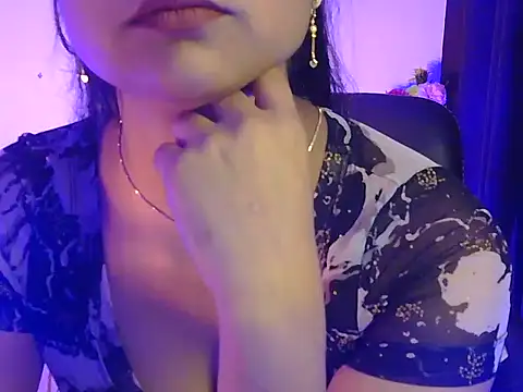 cute rohani1 online show from December 13, 2025, 8:04 pm