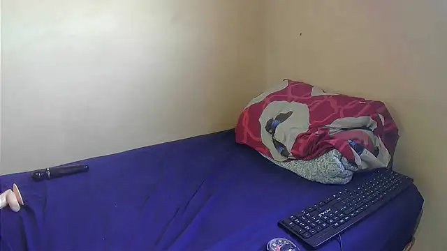 SexyZuluBarbie online show from December 15, 2025, 6:50 am