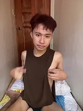 asiantwink0000 online show from February 3, 2026, 1:37 am