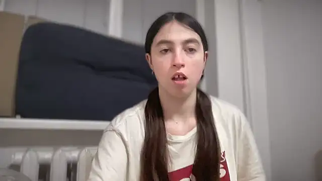 Aphr0ditee online show from March 19, 2026, 7:07 pm