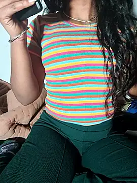 pooja199 online show from January 16, 2026, 6:45 pm