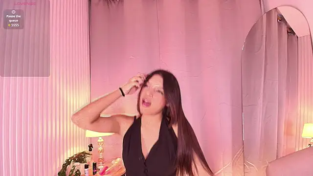 Snapshot of serena_woodsen_ chatting on November 30, 2025, 12:09 pm serena woodsen online show from November 30, 2025, 12:09 pm