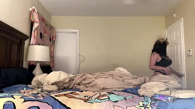 Snapshot of Ithinkitsabby chatting on February 9, 2026, 2:37 am Ithinkitsabby online show from February 9, 2026, 2:37 am