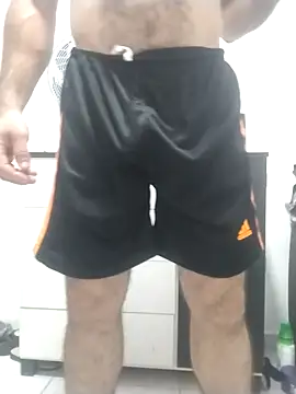 esterfour40 online show from December 3, 2025, 9:29 am