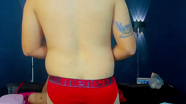 JhostineandLucero online show from January 14, 2026, 11:20 pm