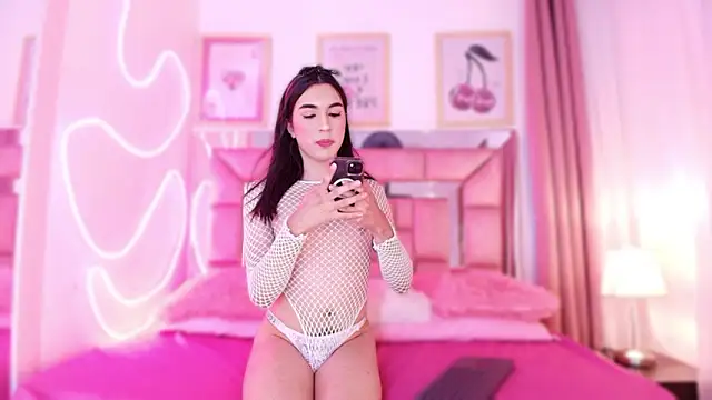 Isa Villaa online show from February 18, 2026, 4:19 am