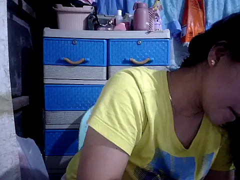 Snapshot of xxdreamgirl69 chatting on February 11, 2026, 1:32 am xxdreamgirl69 online show from February 11, 2026, 1:32 am