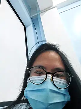 Snapshot of xxdreamgirl69 chatting on February 13, 2026, 12:01 pm xxdreamgirl69 online show from February 13, 2026, 12:01 pm