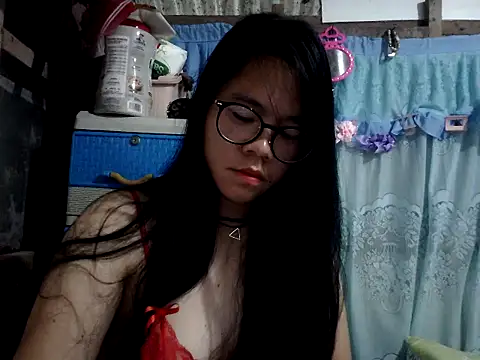 Snapshot of xxdreamgirl69 chatting on February 16, 2026, 10:28 pm xxdreamgirl69 online show from February 16, 2026, 10:28 pm