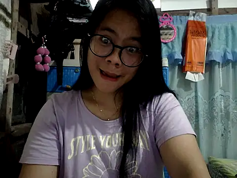 xxdreamgirl69 online show from March 11, 2026, 1:22 am