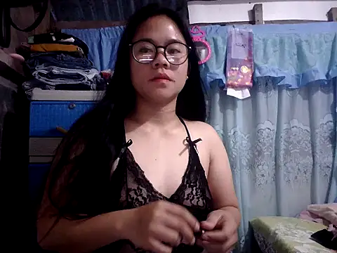 Snapshot of xxdreamgirl69 chatting on April 21, 2026, 9:39 pm xxdreamgirl69 online show from April 21, 2026, 9:39 pm