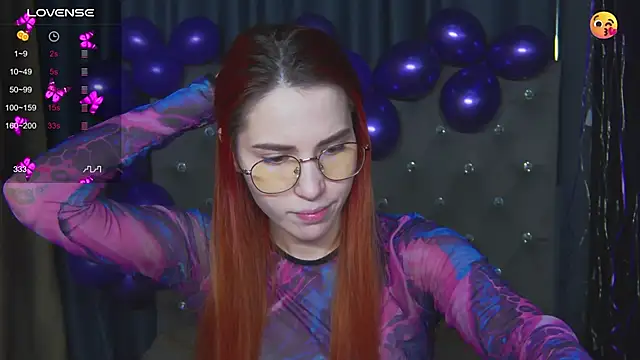 Emily Kente online show from December 5, 2025, 12:41 am