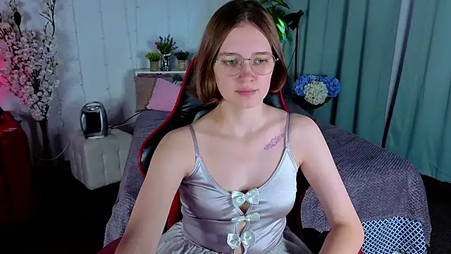 Snapshot of Mia_Mooore chatting on January 17, 2026, 1:16 pm Mia Mooore online show from January 17, 2026, 1:16 pm