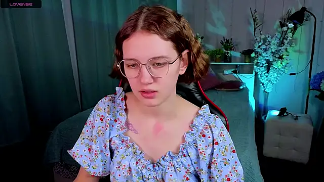 Snapshot of Mia_Mooore chatting on February 26, 2026, 1:32 pm Mia Mooore online show from February 26, 2026, 1:32 pm