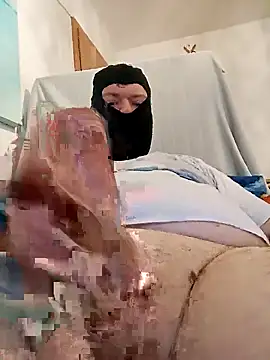 Snapshot of Flutsch chatting on December 2, 2025, 9:14 am Flutsch online show from December 2, 2025, 9:14 am