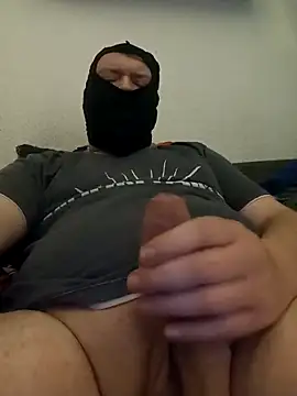 Snapshot of Flutsch chatting on February 28, 2026, 10:11 pm Flutsch online show from February 28, 2026, 10:11 pm