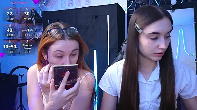 sunny luna online show from February 20, 2026, 3:12 pm