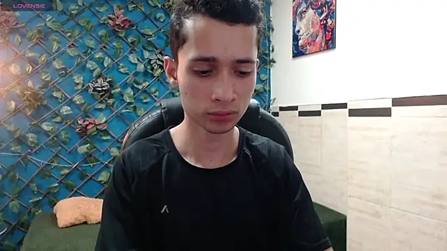 LucassSmith11 online show from December 19, 2025, 11:50 am