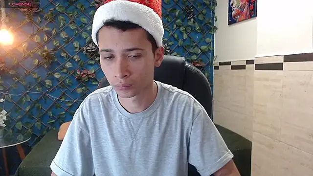 LucassSmith11 online show from December 20, 2025, 11:39 am