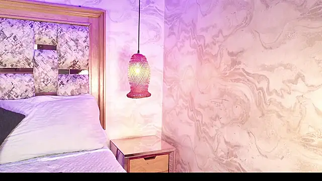 emily dempsey online show from March 27, 2026, 7:02 pm