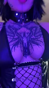 AryRousse online show from December 4, 2025, 11:13 pm