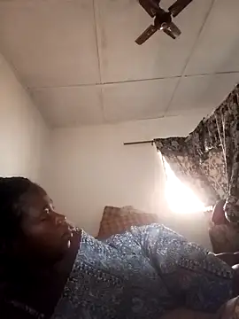 Ghlady1645 online show from January 16, 2026, 1:48 pm