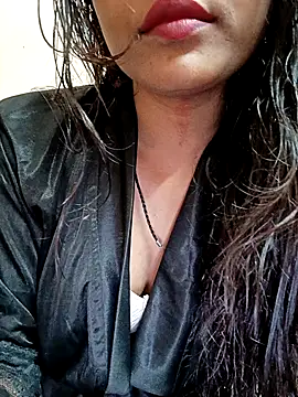 Rukmadi hot online show from December 15, 2025, 3:22 am