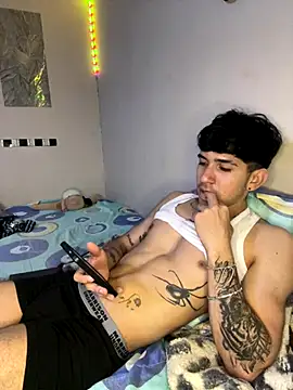 wil hot online show from December 19, 2025, 3:46 am