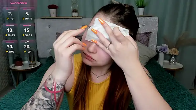 MilanaXHoney online show from February 7, 2026, 1:20 am